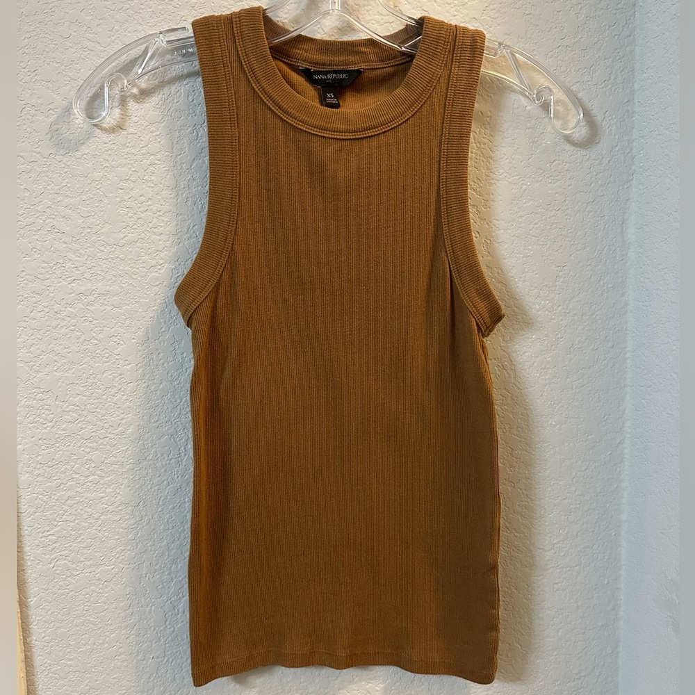 Banana Republic Ribbed Racer Tank  size XS